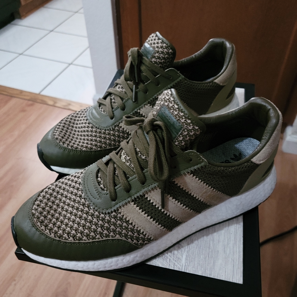 Adidas Boost i5923 × Neighborhood